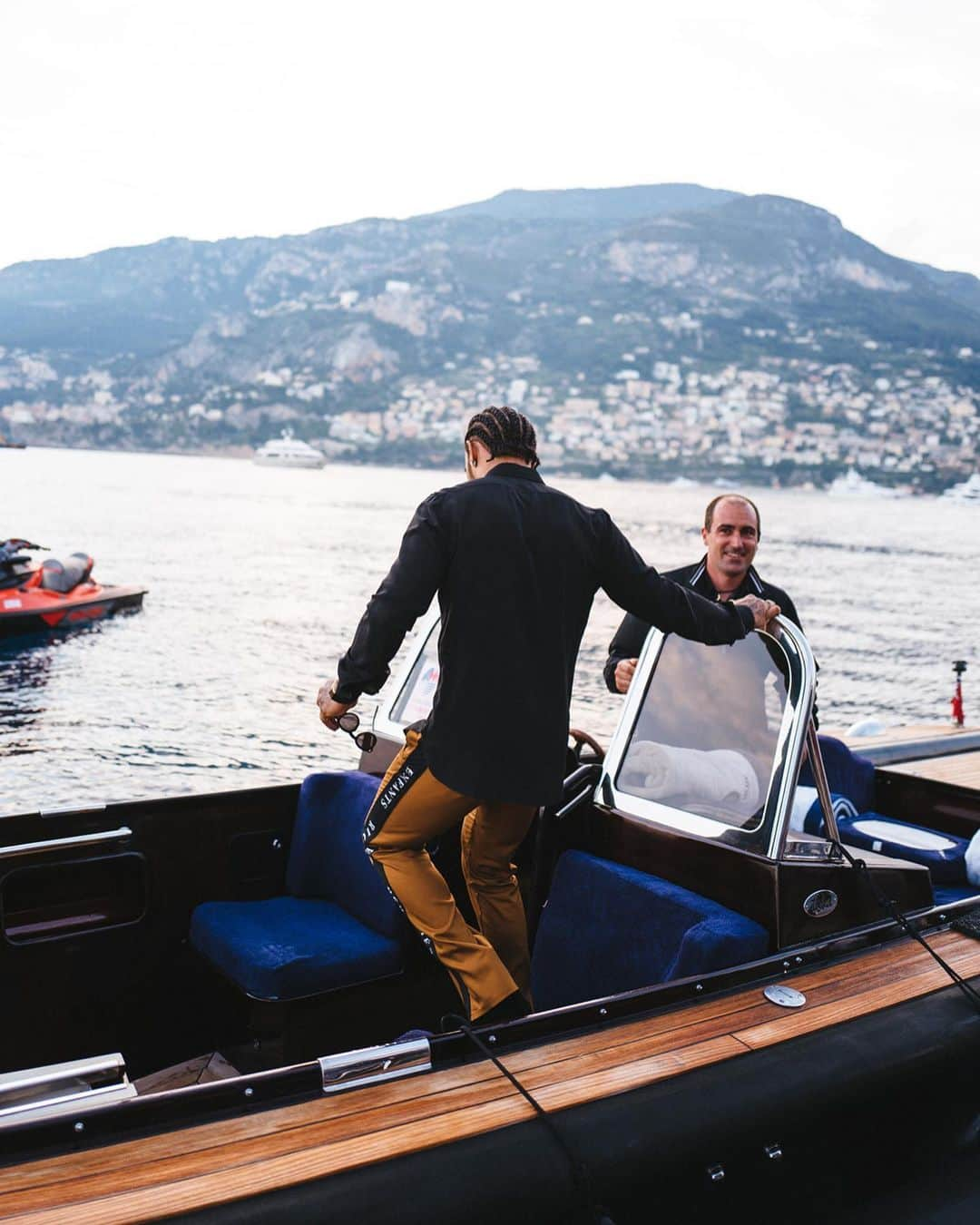 ルイス・ハミルトンさんのインスタグラム写真 - (ルイス・ハミルトンInstagram)「Monaco was a vibe🌊🚤」5月31日 2時24分 - lewishamilton