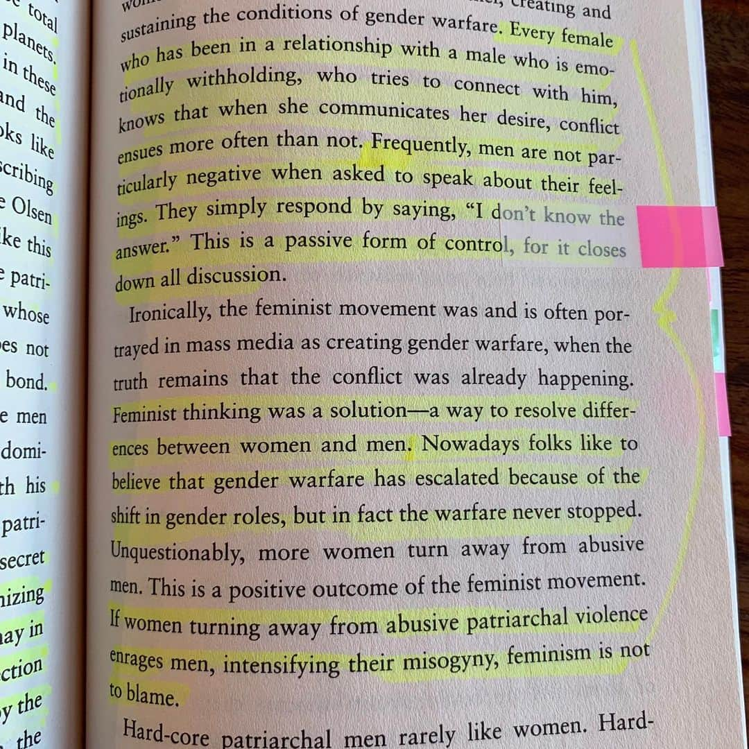 マット・マクゴリーさんのインスタグラム写真 - (マット・マクゴリーInstagram)「"Communion: The Female Search For Love" by bell hooks # I've loved every bell hooks book that I've read (this is my third)! I find her takes on love as influenced by patriarchy, gender roles and systems of oppression to be spot on in my experience.  Having first read "The Will To Change: Men, Masculinity and Love" and then "All About Love: New Visions," this was a great compliment.  It was also important to me to read this to better understand what the women in my life go through when it comes to dating and looking for a partner.  Too many books about love and dating leave out the impacts of the way that we are socialized, instead teaching people how to adapt to these oppressive systems.  But the truth is, we must liberate ourselves from them if we are ever to explore the full range of our humanity (and love) that we are possible of, no matter what gender we identify as.  # "Often, especially for adult women, the choice to be self-loving requires tremendous sacrifice.  This is especially true if prior to doing the work of self-love everyone in their lives were accustomed to devaluing and/or subordinating them.  Acknowledging this helps us understand why masses of women who may intuitively know they need to do the work of self-love are trapped by fear.  Significant changes means we have to confront loss.  Whenever we give something up, there is a gap- even if what we are giving up needs to go." #bellhooks #communion  # My Booklist: bit.ly/mcgreads (link in bio) #mcgreads」5月31日 2時16分 - mattmcgorry