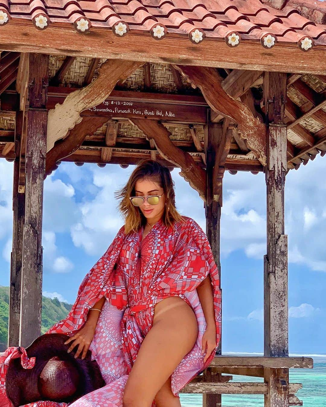 euanittaさんのインスタグラム写真 - (euanittaInstagram)「🏝」5月31日 2時38分 - anitta