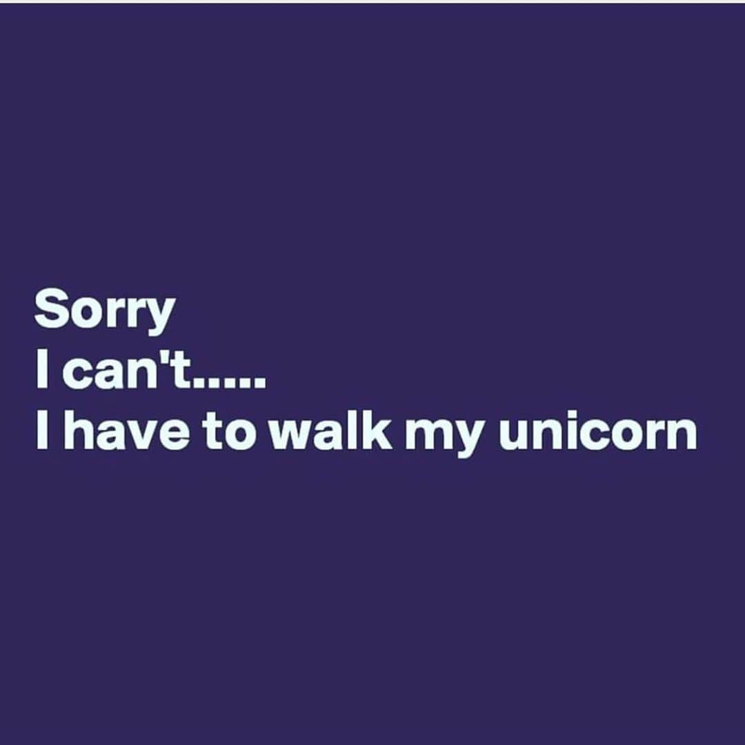カーラ・デルヴィーニュのインスタグラム：「#moooooood today curtesy of @jaimewinstone 🦄🦄🦄」