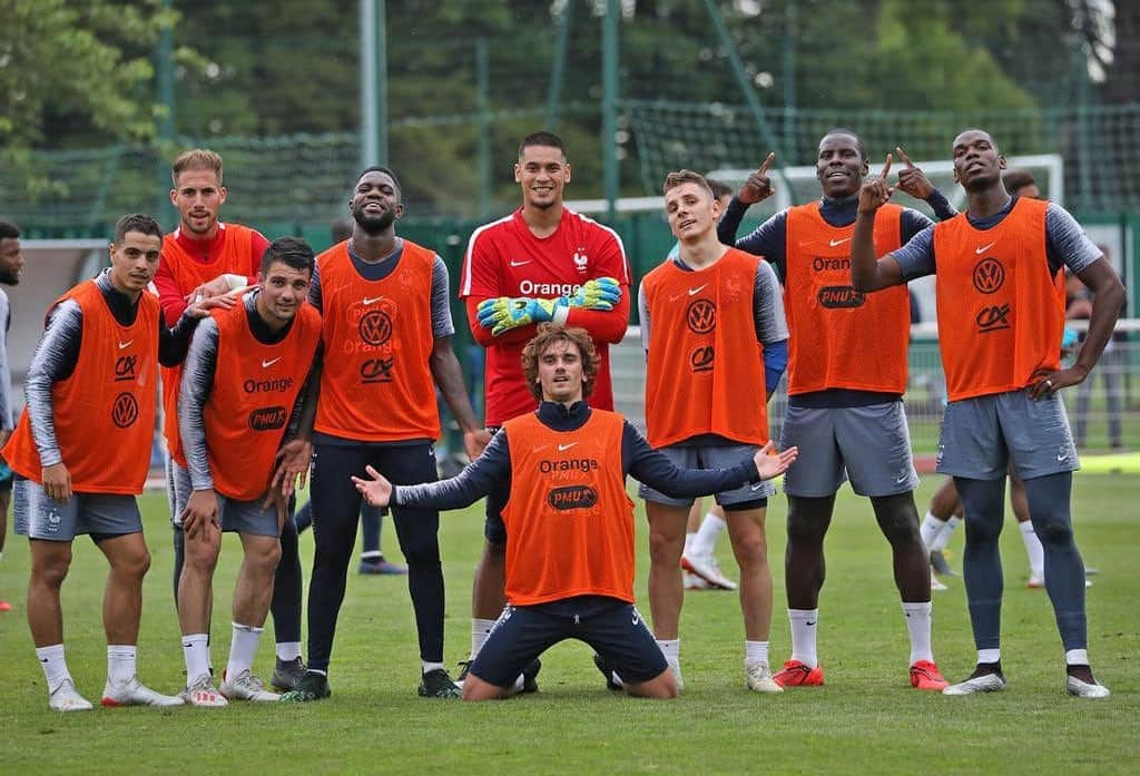 ポール・ポグバさんのインスタグラム写真 - (ポール・ポグバInstagram)「I guess the orange are the winners🤷🏾‍♂️ ☝🏾 @equipedefrance」5月31日 3時37分 - paulpogba