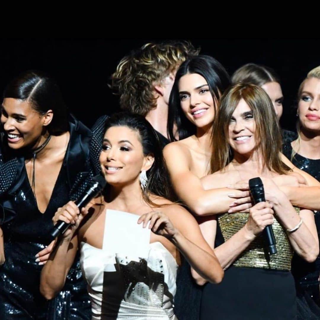 カリーヌ・ロワトフェルドのインスタグラム：「Flashback: AmFAR, one week ago! We raised 1M euros! Thanks @evalongoria @kendalljenner @cindybruna @iblamejordan @stellamaxwell and all the amazing models we walk the show «  heroes never die » @alexanderwerz @andyboosejr @pg_dmcasting @tompecheux @laurentphilippon 🔥🔥🔥🔥#hotelducapedenroc #amfar」