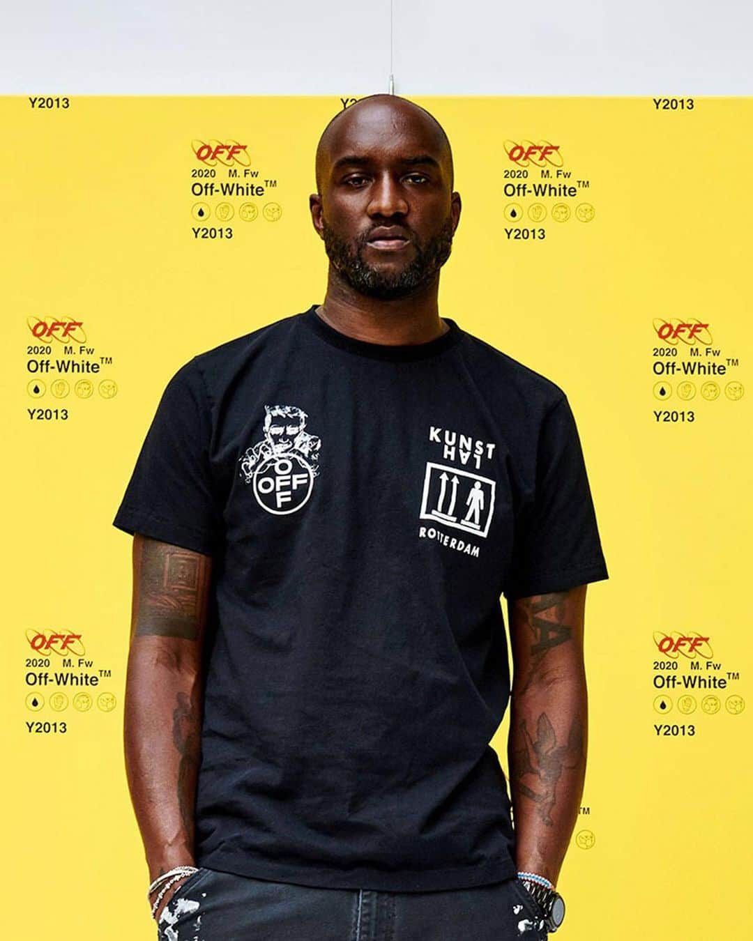 HYPEBEASTさんのインスタグラム写真 - (HYPEBEASTInstagram)「@hypebeaststyle: @virgilabloh sets up shop at his "Freestanding" @off____white Seoul Flagship in our latest #Streetsnaps. Click the link in bio for more details. Photo: Seunghoon Jeong / @hypebeastkr」5月31日 4時23分 - hypebeast