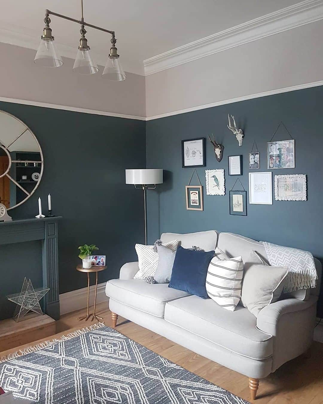 ローラアシュレイのインスタグラム：「We just love how @little_victorian has used Laura Ashley details throughout their living space to create the perfect modern look 😍」