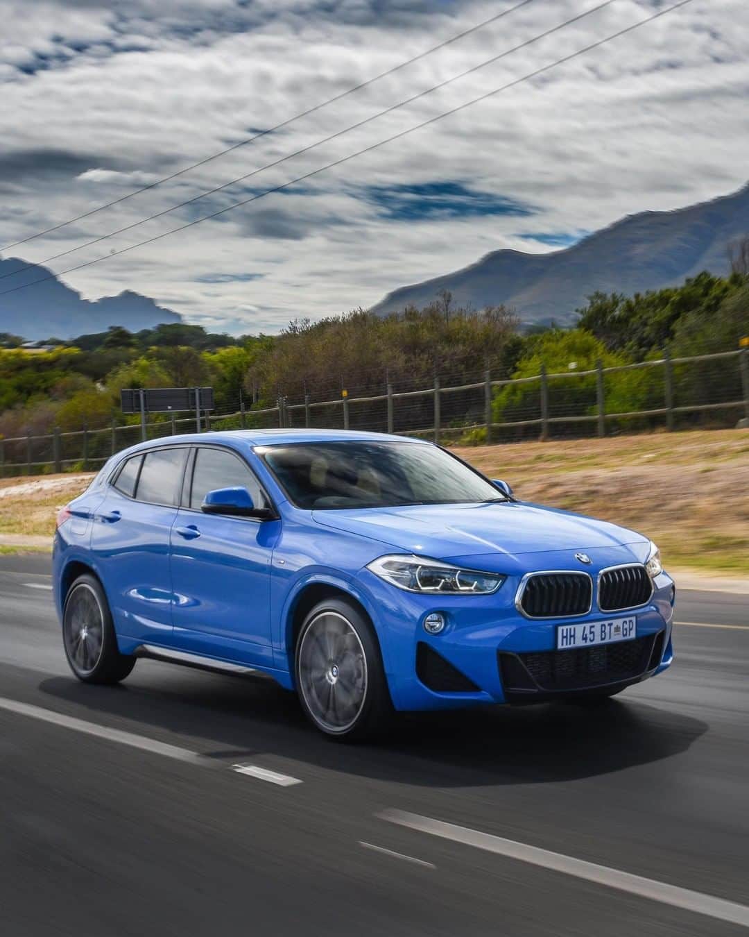 BMWのインスタグラム：「Up for an adventure or two. The BMW X2. #BMW #X2」