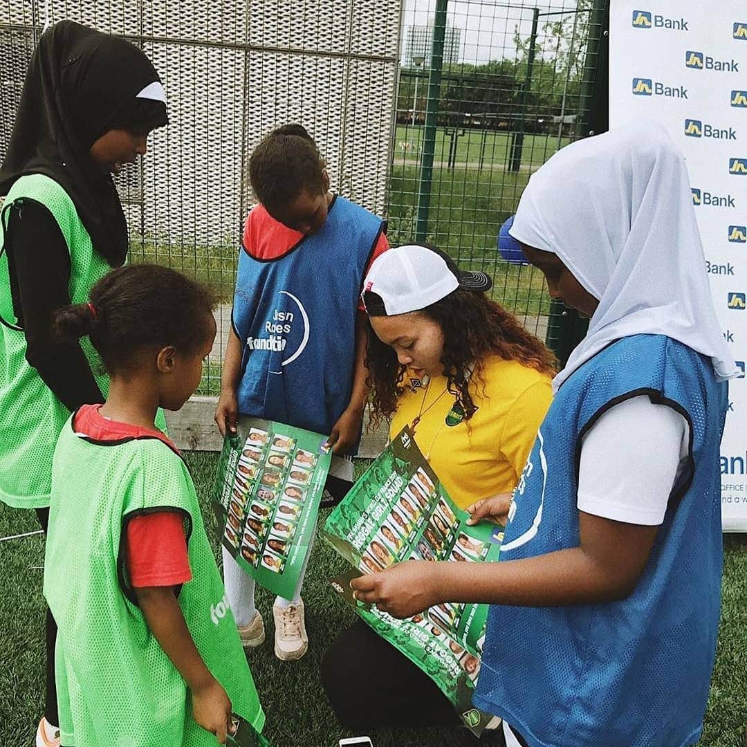 FIFAワールドカップさんのインスタグラム写真 - (FIFAワールドカップInstagram)「The #reggaegirlz make their #FIFAWWC debut on 9 June against Brazil. On the field, points mean prizes. Off the field, a future generation are waiting to be inspired. We ❤ this. #DareToShine. . #Repost @yazmeen_jamieson.  @karinaleblanc said to us “be the woman that you looked up to as a little girl. You are now role models." Today was an embodiment of that for me 🇯🇲⚽️.」5月31日 5時55分 - fifaworldcup