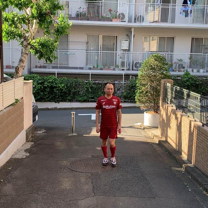アイアム野田のインスタグラム：「ノダも禁煙中 #今日は何の日 #世界禁煙デー #イニエスタ #iniesta #アイアム野田 #鬼ヶ島」