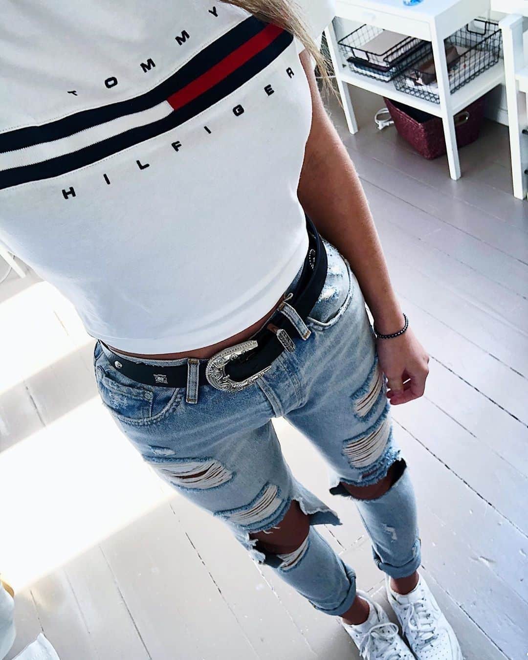 Angel™さんのインスタグラム写真 - (Angel™Instagram)「OOTD. YES or NO??? credit @malinpettersen #americnastyle #ootd #outfit #style #fashion #shopping 😍」5月31日 6時30分 - americanstyle