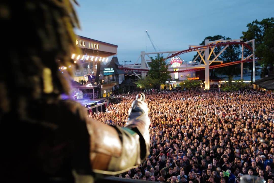 レニー・クラヴィッツさんのインスタグラム写真 - (レニー・クラヴィッツInstagram)「Emotion in Stockholm」5月31日 7時28分 - lennykravitz