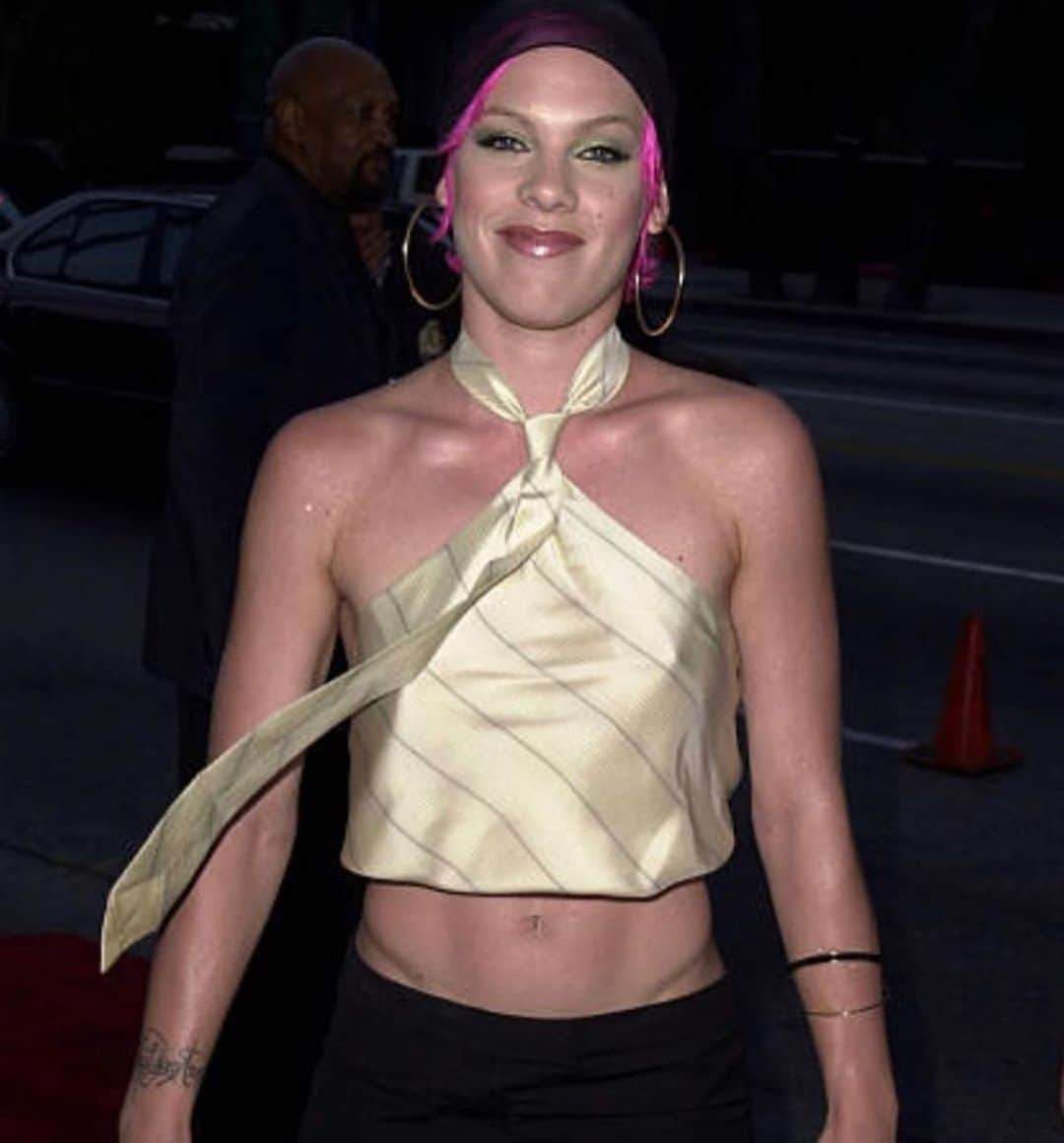 P!nk（ピンク）さんのインスタグラム写真 - (P!nk（ピンク）Instagram)「Is it Thursday?! TBT 2000 ish」5月31日 8時24分 - pink