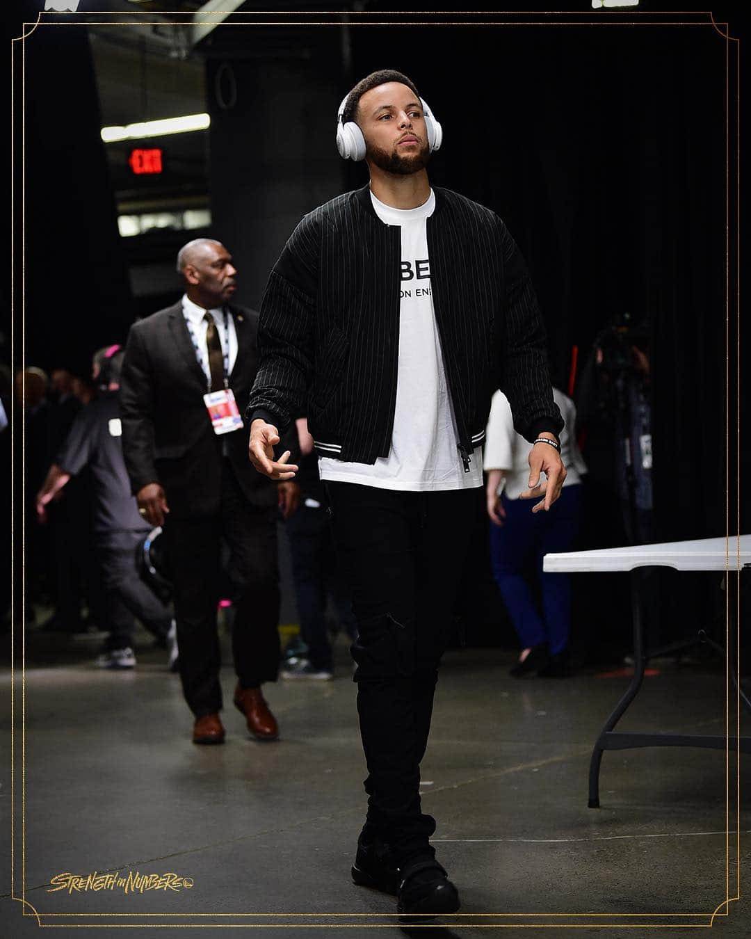 ゴールデンステート・ウォリアーズさんのインスタグラム写真 - (ゴールデンステート・ウォリアーズInstagram)「#NBAFinals fits.」5月31日 8時43分 - warriors