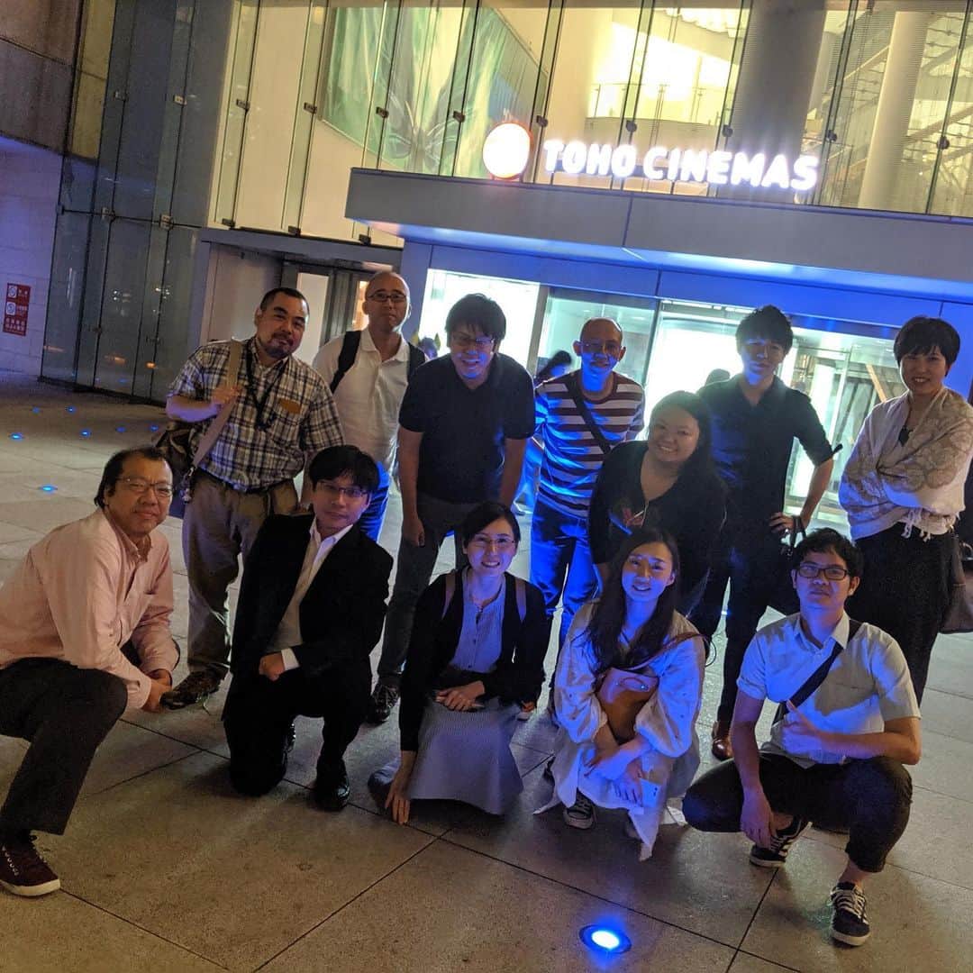 ベンチャーリパブリックのインスタグラム：「映画部 おでかけ！  #venturerepublic #movie #clubactivity #六本木ヒルズ #ベンチャーリパブリック #西麻布 #部活」