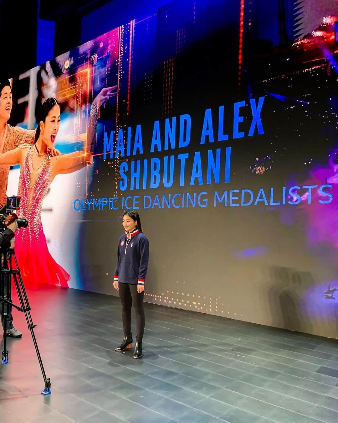 マイア・シブタニさんのインスタグラム写真 - (マイア・シブタニInstagram)「Incredible trip to Taipei for #computex with @alexshibutani and @intel! It was awesome to join Gregory Bryant on stage to launch Intel’s brand new 10th Gen laptops! Really really exciting to see the amazing opportunities that are unlocked with AI (that’s artificial intelligence). 🧠😉 #IntelPartner」5月31日 8時56分 - maiashibutani