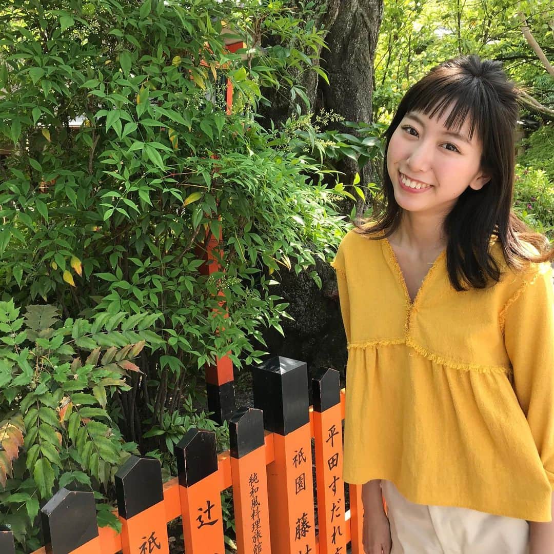 北海道テレビ「イチオシ！モーニング」さんのインスタグラム写真 - (北海道テレビ「イチオシ！モーニング」Instagram)「今日のイマコレは、@旅部として、小俣さんがお得に京都の旅に行ってきました。 旅部だけど、ちゃーんと写真部活動もしていましたよ。  ぜひ、京都にお出かけしてみてくださいね！  ロケでお世話になった皆さん。 ありがとうございました！  #htb #イチモニ #イチモニファミリー #小俣彩織 #中部国際空港セントレア #空の旅 #弾丸ツアー #京都 #八坂庚申堂 #伏見稲荷大社 #錦市場 #ロッカアンドフレンズトラック #京都を食べる女 #フォトジェニック #photogenic」5月31日 8時56分 - htb_ichimoni