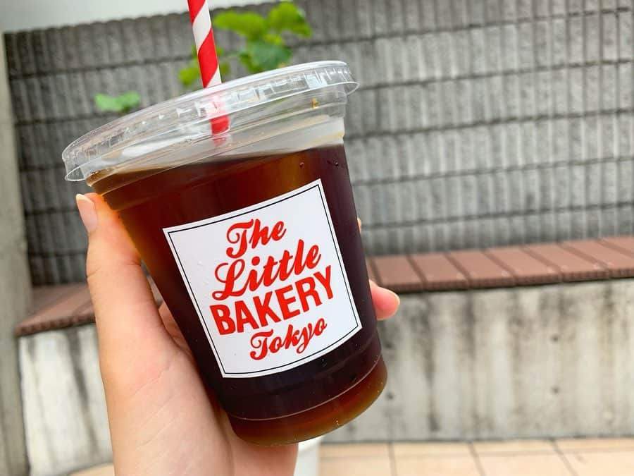 高萩千夏さんのインスタグラム写真 - (高萩千夏Instagram)「＊パン屋さん🥖🍓🍫 2019/05/31 * * The Little BAKERY Tokyo 明治神宮前から徒歩5分くらい🚶‍♀️ * * 可愛いし美味しかった。 ふらんすぱーん。 * * #アプガ2 #渋谷カフェ #渋谷グルメ #原宿カフェ #原宿 #idol」5月31日 19時09分 - chinatsu_takahagi_uug2ki