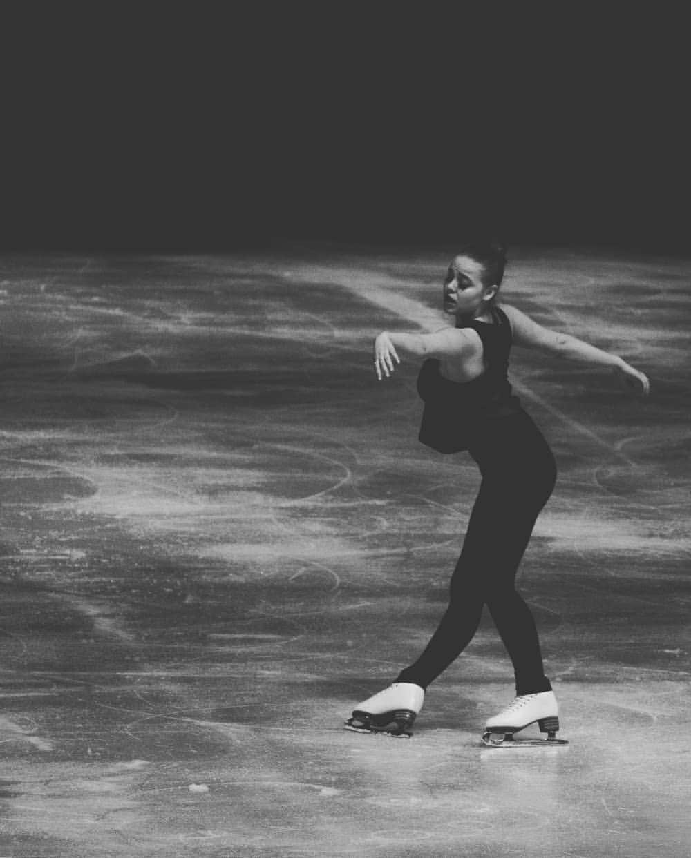 ゴーダ・ブトクテさんのインスタグラム写真 - (ゴーダ・ブトクテInstagram)「⛸⛸⛸ 🖤🖤🖤 📸 @will.denney . . . . . #skating #figureskating #blacksoul #blackandwhitephotography #picoftheday #godabutkute #inshow #passion #workingprogress #livingmybestlife #lithuaniangirl #lithuania #kaunas #kaunascity」5月31日 19時52分 - godabutkute