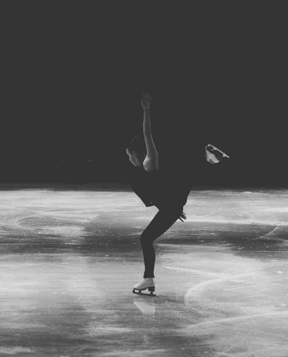 ゴーダ・ブトクテさんのインスタグラム写真 - (ゴーダ・ブトクテInstagram)「⛸⛸⛸ 🖤🖤🖤 📸 @will.denney . . . . . #skating #figureskating #blacksoul #blackandwhitephotography #picoftheday #godabutkute #inshow #passion #workingprogress #livingmybestlife #lithuaniangirl #lithuania #kaunas #kaunascity」5月31日 19時52分 - godabutkute