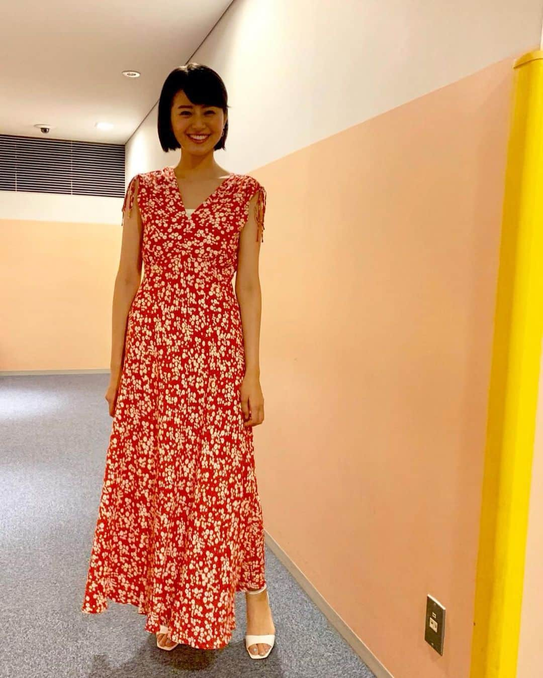 鈴木ちなみさんのインスタグラム写真 - (鈴木ちなみInstagram)「Have a good night 🌙💞 dress...@fray_id earrings...@anemone_official shoes...@dianashoespress」5月31日 19時53分 - chinami_suzuki0926