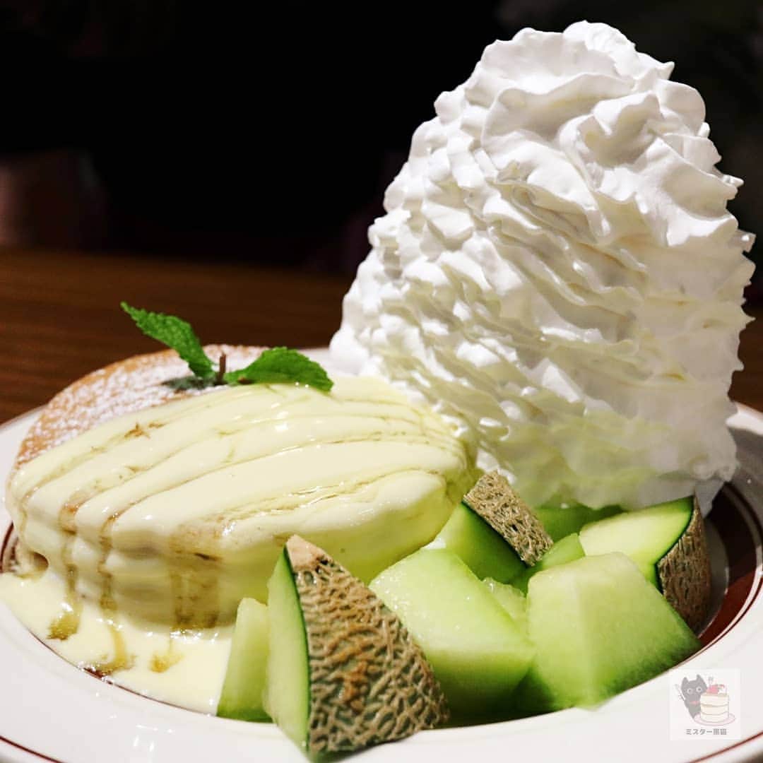 ミスター黒猫（黒猫仙人）のグルメインスタ