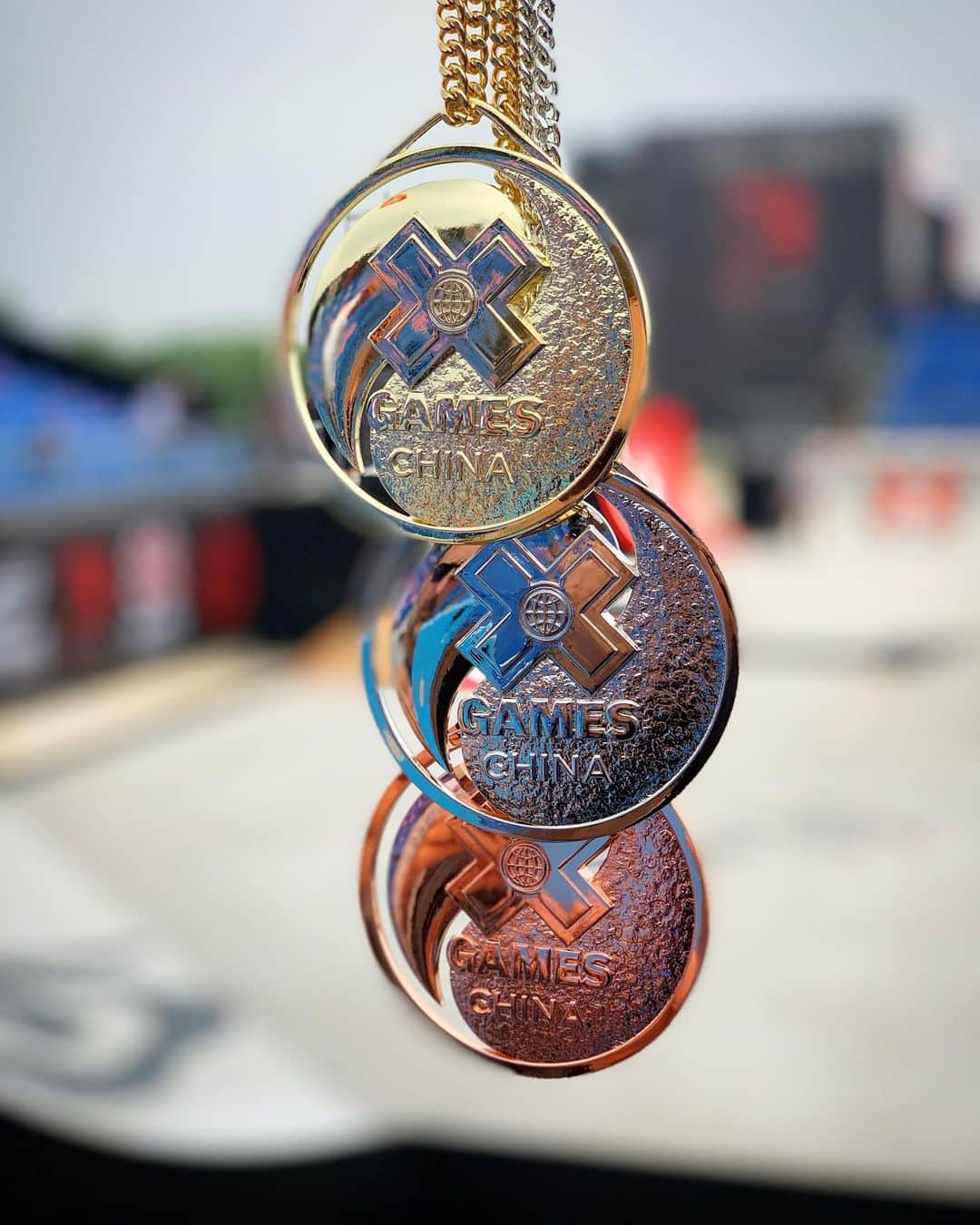 X Gamesさんのインスタグラム写真 - (X GamesInstagram)「19 total athletes will walk away with one of these medals at #XGames Shanghai 2019! 🥇🥈🥉」5月31日 11時27分 - xgames