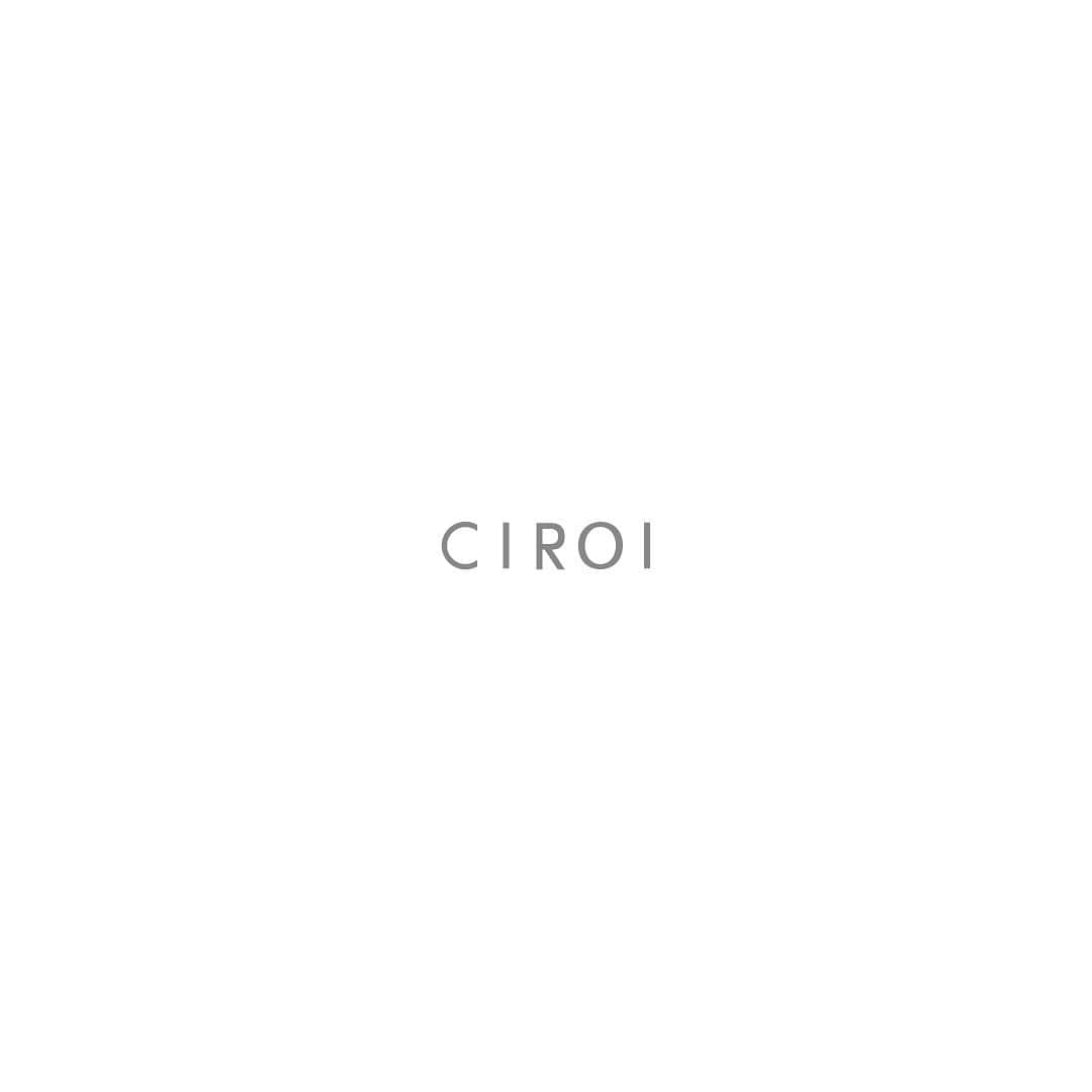 CIROI CIROI × MINETV VOL.1 ONAIRさんのインスタグラム写真 - (CIROI CIROI × MINETV VOL.1 ONAIRInstagram)「ブランド休止のお知らせ . 平素より CIROI をご愛顧いただきまして、誠にありがとうございます。 . この度 CIROI は 2019 年春夏シーズンをもちまして、ブランド活動を休止させていただく運びとなりました。2016 年のブランドスタート以来、皆様のご厚情にあずかり走り続けてまいりました。諸般の事情により休止に至ったこと、突然のブランド休止にともなうご不便やご迷惑をおかけしますことを深くお詫び申し上げます。そして、これまでご愛顧賜りましたたくさんのお客様に、CIROI スタッフ一同、心より感謝申し上げます。 . ブランド休止日に関しましては、2019 年 7 月 31 日を予定しており、同日公式オンラインストアでの販売も終了させていただく予定です。なお、再開の予定に関しましては、現在未定でございます。 . その他ご不明な点がございましたら、下記までお問い合わせの程よろしくお願いいたします。お客様におきましては、大変ご不便をおかけ致しますが、変わらぬご愛顧を賜りますよう、よしくお願い申し上げます。 . . CIROI . . . . ＜お問い合わせ先＞ 株式会社エルベン CIROI 事業部 管理課 03-5772-6511 営業時間：平日（土曜日、日曜祝祭日を除く） 午前 11:00〜午後 17:00 . . #CIROI」5月31日 12時00分 - ciroi_official