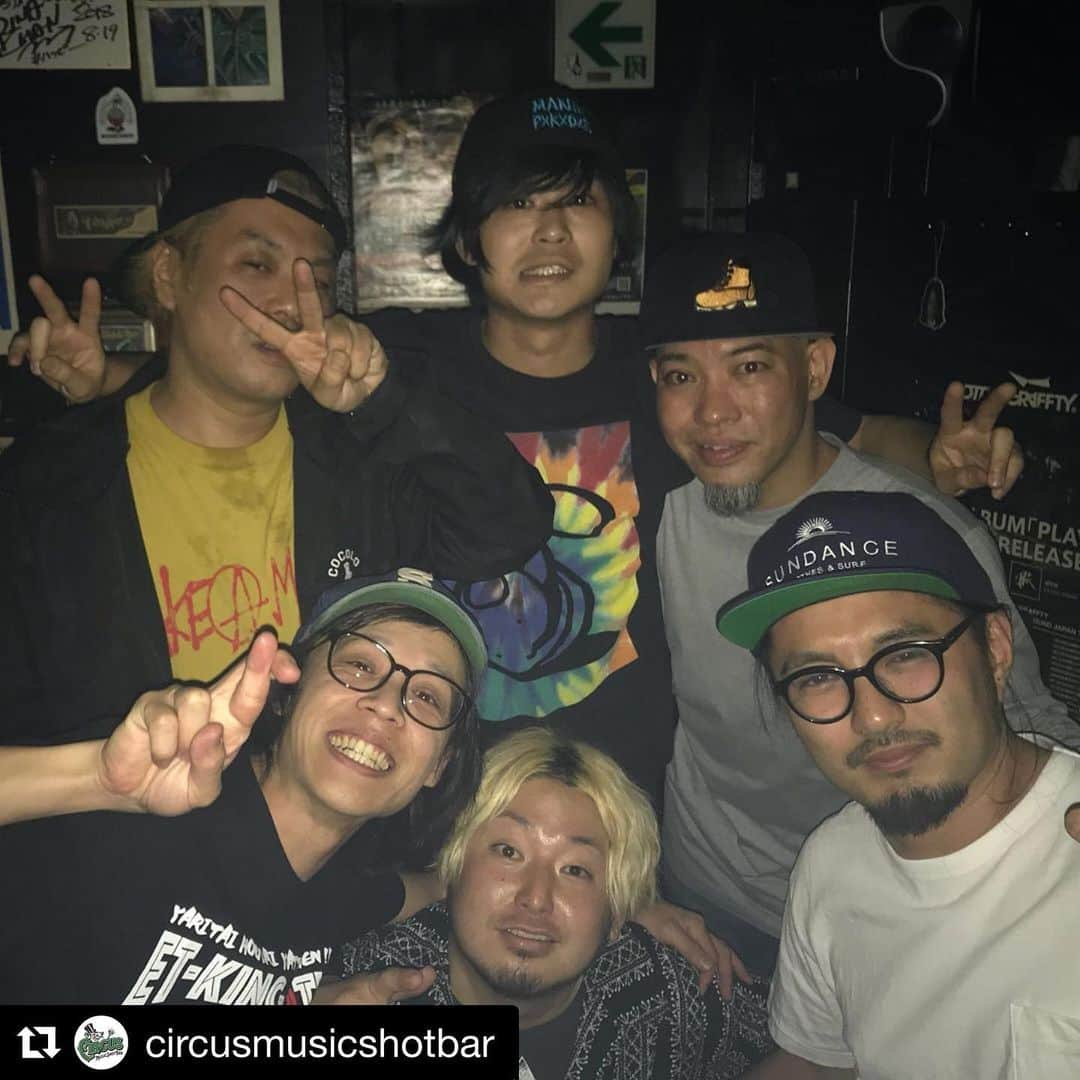 モリスさんのインスタグラム写真 - (モリスInstagram)「#Repost @circusmusicshotbar with @get_repost ・・・ 大感謝‼️ #rottengraffty #かりゆし58 #四星球」5月31日 12時10分 - surimooo