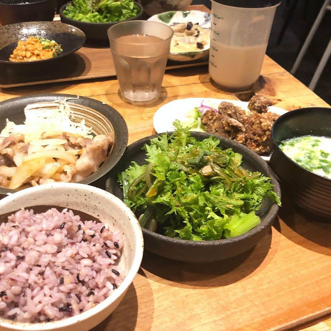 run+さんのインスタグラム写真 - (run+Instagram)「#皇居ラン からのー #鹿屋アスリート食堂 noteランニング部  元陸上部の子達ばっかりで早い💦」5月31日 13時00分 - runplus