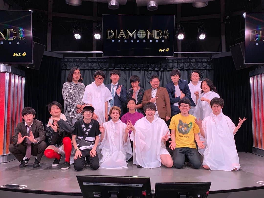 ヨシモト∞ホールさんのインスタグラム写真 - (ヨシモト∞ホールInstagram)「. 「Diamonds vol.4 ～輝きは永遠に刹那に～」にご来場頂きまして誠にありがとうございました😊  #天龍 #マイマイジャンキー #ニサンプル によるユニット「Diamonds」💎 . ゲストを呼んで、ネタあり、コーナーあり、ユニットコントありの盛りだくさん90分間🎊🎉 . ユニットコントはマイマイジャンキー宮崎・天龍兵藤書き下ろしの2本をお送りしました👏 . コーナーは「ハンディキャップジェスチャー」👯‍♂️ ニサンプル南が、見たことのない映画「座頭市」をアメリカンポップミュージックにのせてジェスチャー🕺 とても盛り上がりました👑 . 次回開催は未定ですが、またの機会をお楽しみに😎 . #mugendaihall #無限大ホール  #mugendaidome #無限大ドーム #渋谷 #よしもと #お笑い #芸人 #お笑いライブ #お笑い芸人 #Diamonds #天龍 #マイマイジャンキー #ニサンプル #衝撃デリバリー #しみったれるな #のどか #ウキョウ」5月31日 20時19分 - mugendaihall