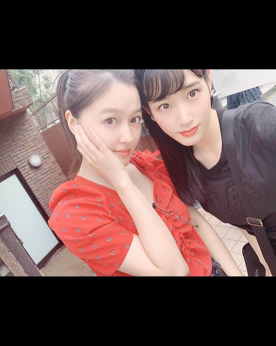 久住小春さんのインスタグラム写真 - (久住小春Instagram)「私服〜❤️ なっちゃんに一生アプリ教えてもらってた🥤 #タピオカブームは続く」5月31日 16時07分 - koharu_kusumi.official