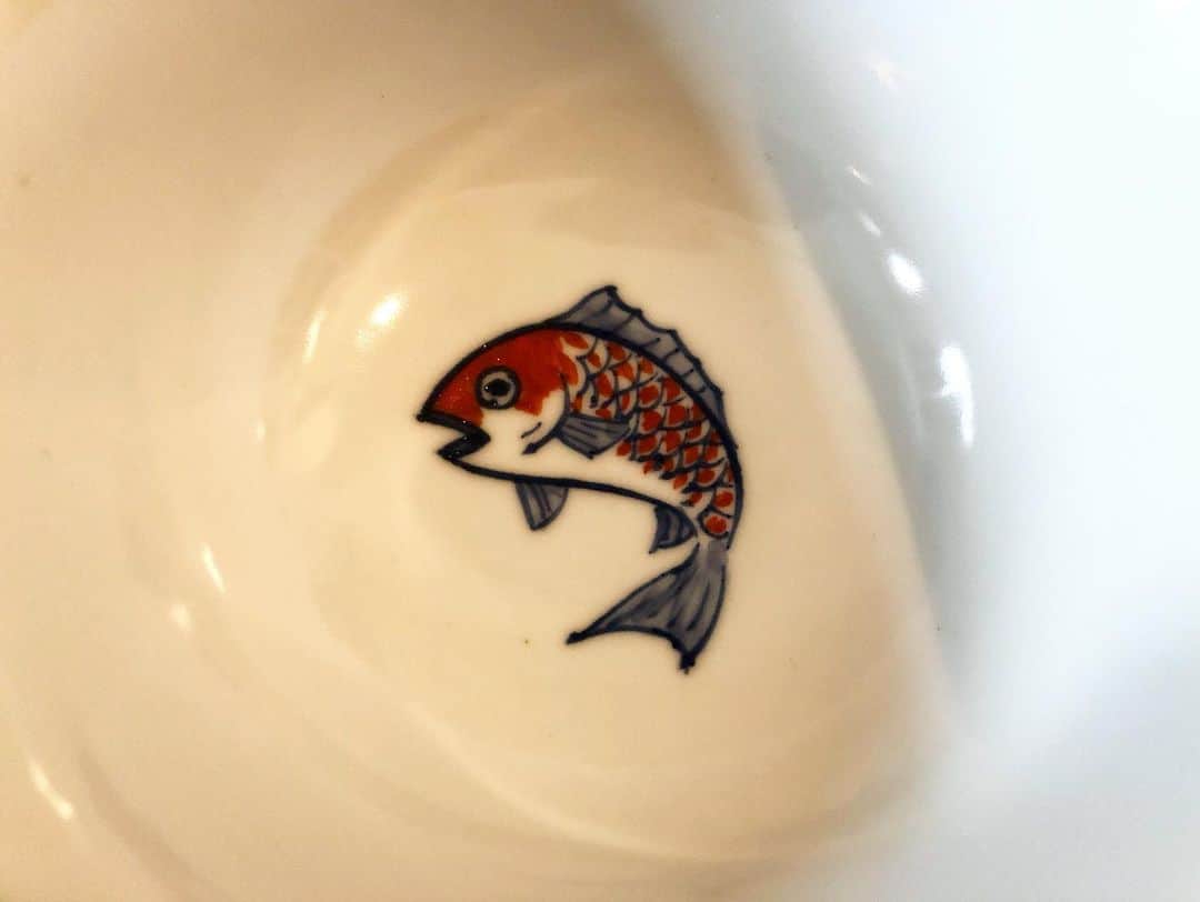 仙頭啓矢さんのインスタグラム写真 - (仙頭啓矢Instagram)「友人のお父さんが清水焼をつくっておられる方で、作品をプレゼントして頂きました。この陶器で食べるご飯は最高に美味しいです。  #京都 #京焼 #清水焼  #伝統工芸士 #釋博史」5月31日 17時11分 - keiyasento