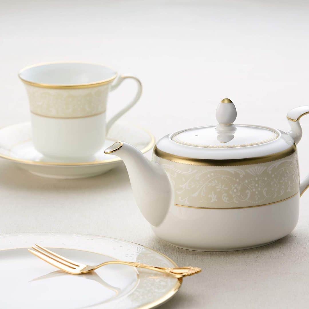 The Japan Timesさんのインスタグラム写真 - (The Japan TimesInstagram)「Noritake and Okura will be hosting a fair for Western dinnerware and traditional Japanese industrial crafts, including Edo Kiriko glasses and more, from June 7 to 16 at the Noritake store in Ginza. Okura's chinaware has been used by people all over the world, including the imperial family. Follow @noritake.tableware_official for more information. #ad #pr #Noritake #chinaware #afternoontea #japan #fair #teacup #Ginza #Tokyo」5月31日 17時31分 - thejapantimes