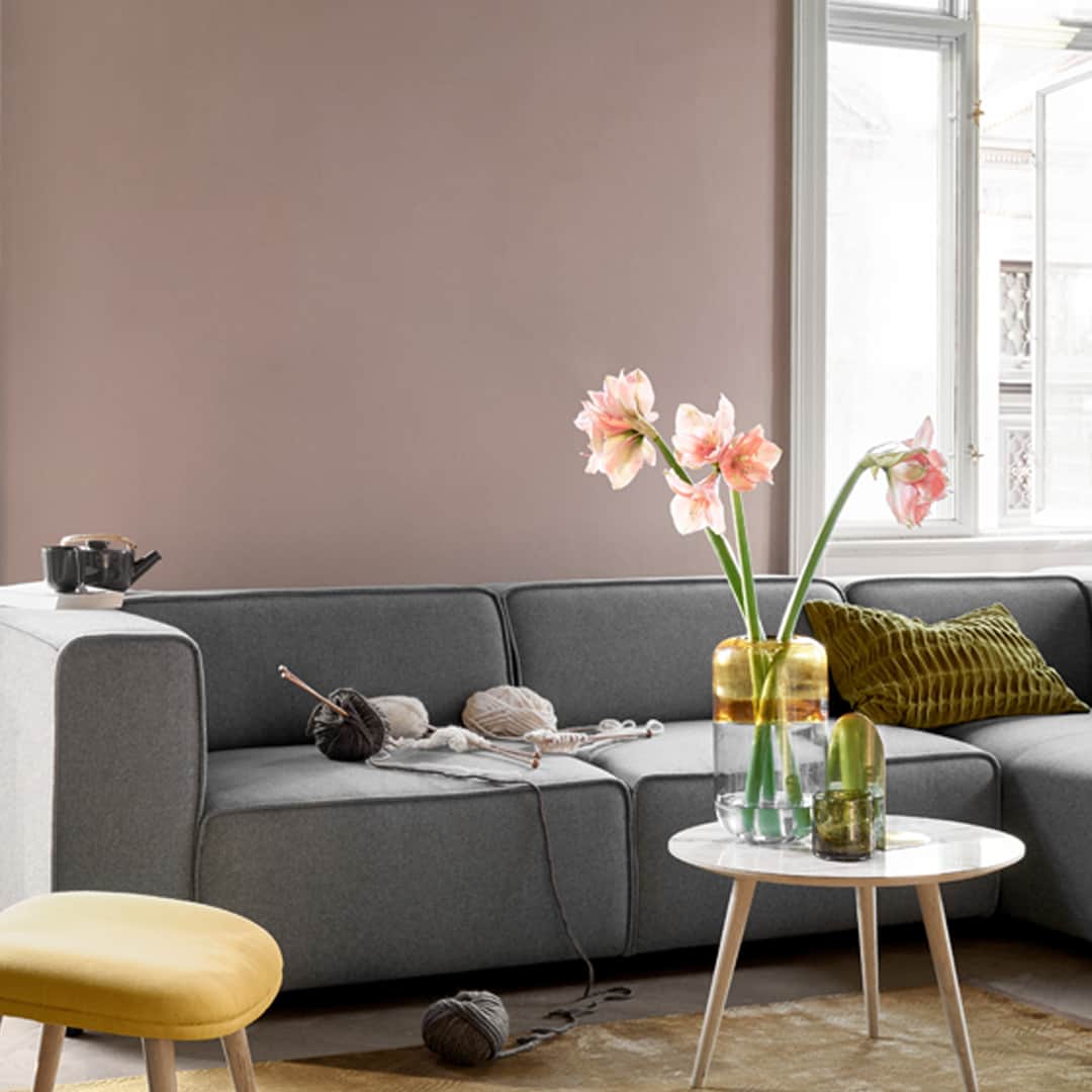 BoConceptさんのインスタグラム写真 - (BoConceptInstagram)「The fragrance of spring: Fresh flowers. #Hyggemoment #springinterior #BoConcpet #interior #decor #DanishDesign」5月31日 17時39分 - boconcept_official