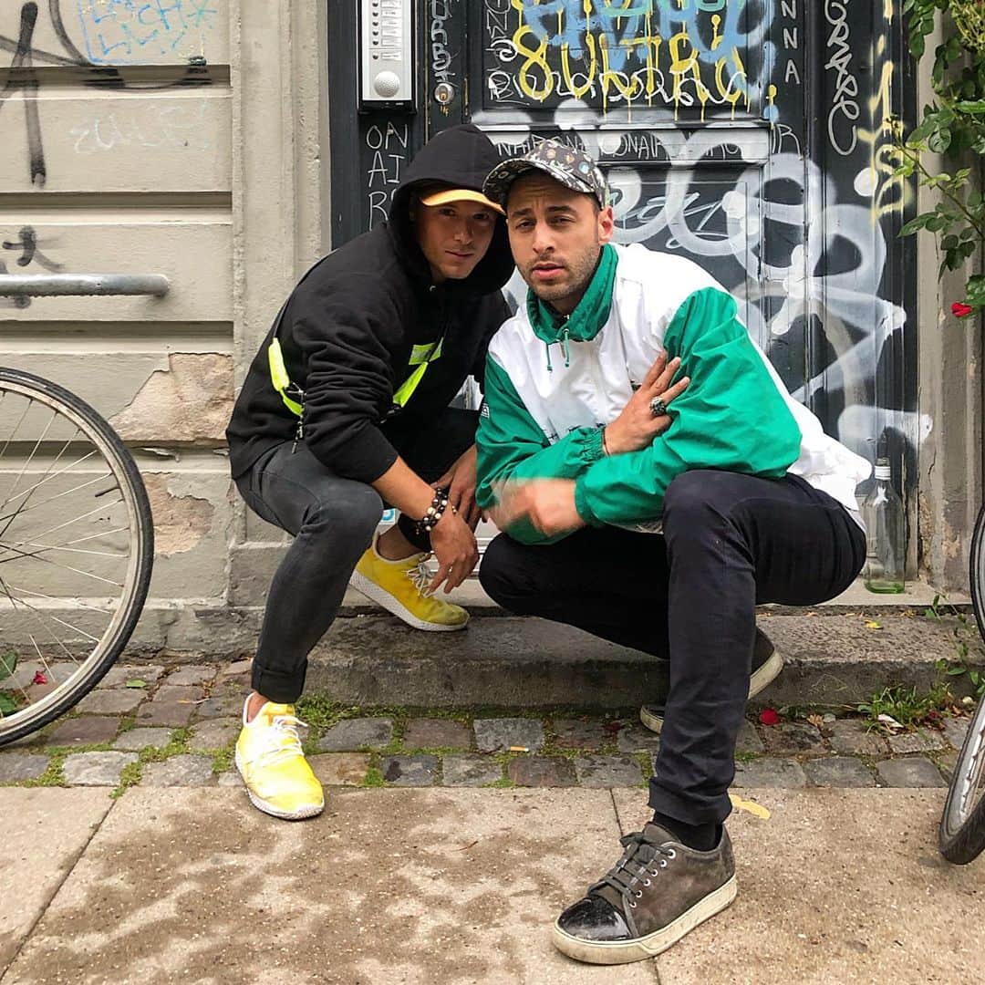 ウッフェ・ベックのインスタグラム：「Since day one. Literally.」