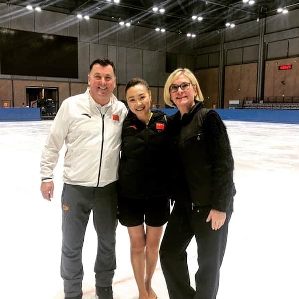 ブライアン・オーサーのインスタグラム：「Met up with my beautiful friend and China’s skating star, Lu Chen @ coaches seminar with spin Dr. Paige Aistrop.  An amazing week in Beijing #beijing2022」