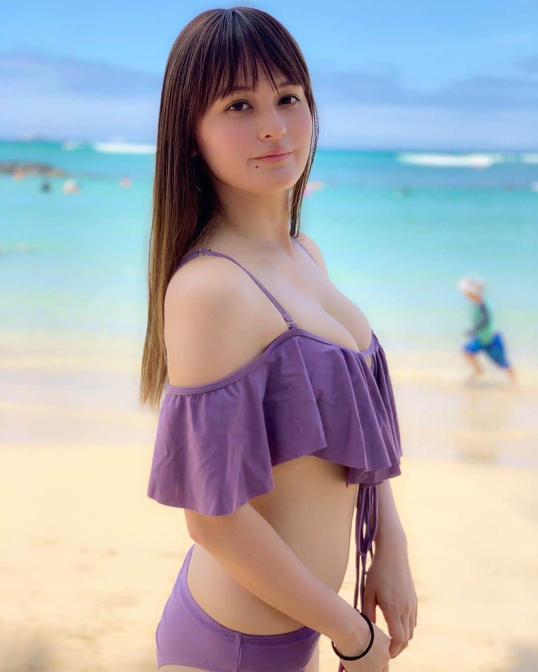 のインスタグラム：「新しい水着を新調しました👙💓 最近同じものばかり着まわしていたので😅 @mona_selectshop にて購入✨知り合いのインスタグラマーちゃん達が着てて可愛いなぁ〜って思って💓 ・ このパープルの水着を選んだ理由としては、ぽっちゃり二の腕＆お腹が隠れるところ❣️笑 ・ 試着しないで購入しましたがよかった〜😂✨二の腕が気になる方は是非❣️笑 ・・・ #travel #旅Instagram #旅スタグラム  #trip #旅 #hawaii #ハワイ #旅行 #✈️ #リゾート地 #resort #南国 #hawaiitravel #旅好きの人と繋がりたい #hawaii旅行 #海 #水着 #swimwear #ぽっちゃり #ぽっちゃり用水着」