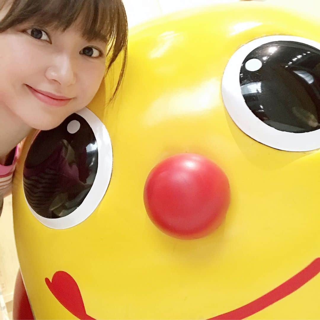 葉月祥子さんのインスタグラム写真 - (葉月祥子Instagram)「春のミキハウスランド in さいたまスーパーアリーナ❣️﻿﻿ 🎈🌈✨﻿﻿ ﻿﻿ ﻿﻿ うたのおねえさんの最後のリハーサルをしてきました😊﻿﻿ ﻿﻿ ﻿﻿ 急遽決まったことで 発表のタイミングが遅くなってしまったのですが、﻿﻿ ﻿﻿ ﻿﻿ 実は 今回の さいたまスーパーアリーナをもって、ミキハウス カートくん のうたのおねえさんを 卒業することになりました！﻿﻿ ﻿﻿ ﻿﻿ 4年続けてきた カートくんのお姉さんを 卒業するのは 本当に寂しくて、﻿﻿ もう みんなの可愛い顔を 見ることができないのかぁと思うと﻿﻿ 本当に 切なくて 考えると 涙が出そうになってしまうのですが😂💦﻿﻿ ﻿﻿ ﻿﻿ この4年間、こんなに素敵な経験をさせてくださり 見守ってくださった ミキハウスの方々、ミキハウスランドのスタッフさん、カートくんチームのみんな✨﻿﻿ そして  ショーを 楽しみに観に来てくださっていた 小さな可愛いおともだち 👶👦👧お父さま お母さま✨﻿﻿ 遠方からも足を運んで応援に来てくださった 温かいファンの皆様 に、心から 感謝しています❣️﻿﻿ ﻿﻿ 土曜日 日曜日 と、最後まで全力で素敵なステージにするので、是非 楽しんでもらえたら嬉しいです☺️❣️🎉✨﻿﻿ ﻿﻿ 本当にありがとうございます😊🐾✨ ﻿﻿ ﻿﻿ さいたまのおともだちに会えるのを、とっても楽しみにしてるょ☺️❣️﻿ #ミキハウス #ミキハウスランド #さいたまスーパーアリーナ #mikihouse #カートくんショー #しょうこおねえさん #葉月祥子 ﻿」5月31日 18時23分 - shokohazz210