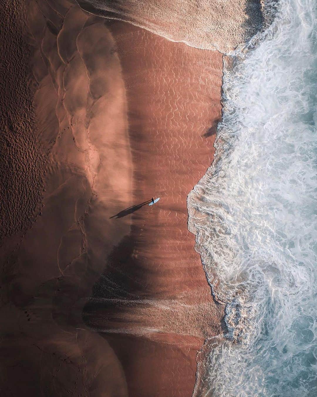 Canon Photographyさんのインスタグラム写真 - (Canon PhotographyInstagram)「A series of absolutely stunning aerials. Make sure to swipe left for all images!  Photography | @highintheskyphotography  #cpfeatureme #melbourne #seeaustralia #visitmelbourne #australia #drone #dronephotography #aerialphotography」6月1日 3時58分 - cpcollectives