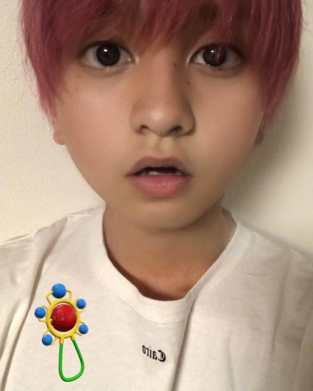 瀬戸利樹さんのインスタグラム写真 - (瀬戸利樹Instagram)「流行りに乗ってみた(￣∇￣) #Snapchat #子供 #あれあんま変わらない気が #童顔ってこと？」5月31日 20時50分 - toshiki_seto_official