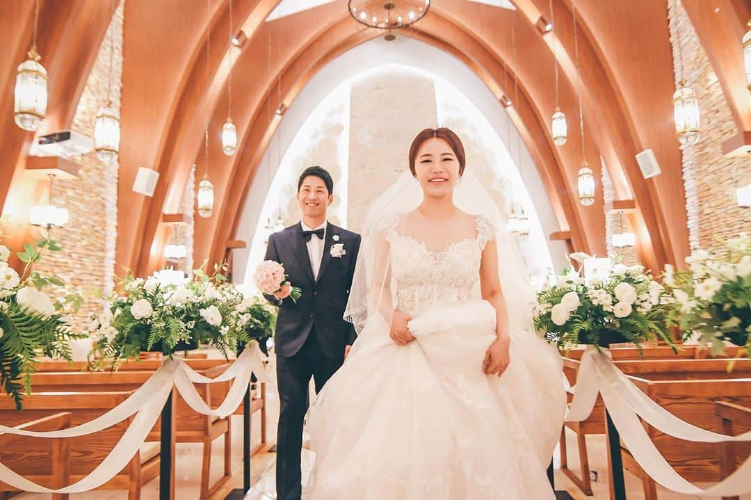 Diem、さんのインスタグラム写真 - (Diem、Instagram)「#photographer #diem #wedding #weddingdress #married #웨딩헤너스」5月31日 21時11分 - diem__