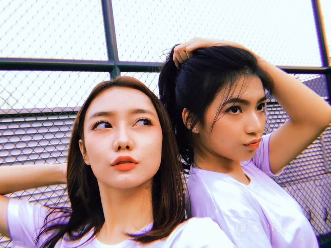 シャニア・グラシアさんのインスタグラム写真 - (シャニア・グラシアInstagram)「Mamah & anak. Pilih mana?🤪」5月31日 21時12分 - jkt48gracia