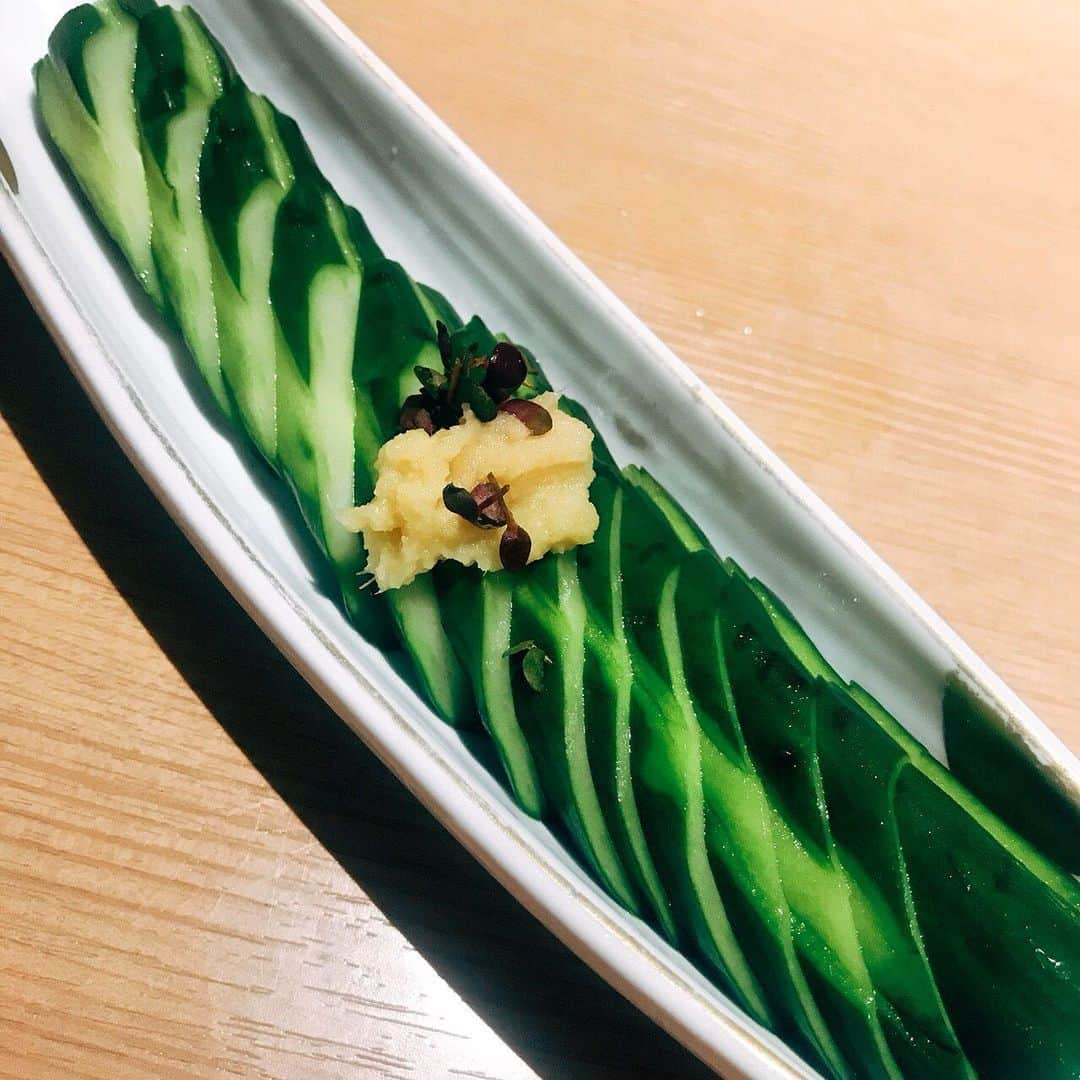 梅田 いち凛のインスタグラム：「きゅうりの一本漬け🥒 肴の代表ですね。スピードメニューの一品です。  #いち凛 #大阪 #梅田 #osaka #うめきた #グランフロント #居酒屋 #ディナー #個室 #個室居酒屋 #さくら #和食 #春  #梅田居酒屋  #いいね #フォロー #japanesefood  #photooftheday #豆腐 #誕生日 #記念日 #大阪駅#女子会 #湯葉 #日本酒 #日本酒女子 #日本酒好き #ヘルシーご飯#予約」