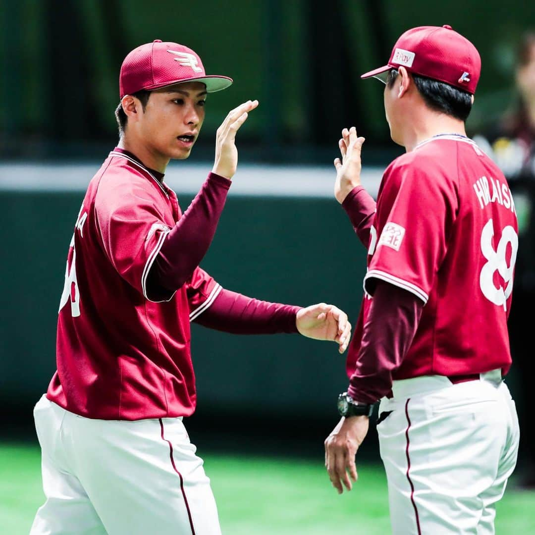 東北楽天ゴールデンイーグルスさんのインスタグラム写真 - (東北楽天ゴールデンイーグルスInstagram)「⚾️ ⚾️H 1-3 E⚾️ 先発の辛島選手が7回3安打1失点の好投で4勝目‼️ 2回にウィーラー選手の11号ソロで先制💪🏼 1-1で迎えた8回に茂木選手が決勝タイムリーヒット✨ さらに辰己選手の好走塁で貴重な追加点👏🏼 8回9回は宋選手と松井選手がしっかり締めた💯 #rakuteneagles #RESTART #日本一の東北へ #辛島航 #辰己涼介 #ウィーラー  #茂木栄五郎」5月31日 22時05分 - rakuten_eagles