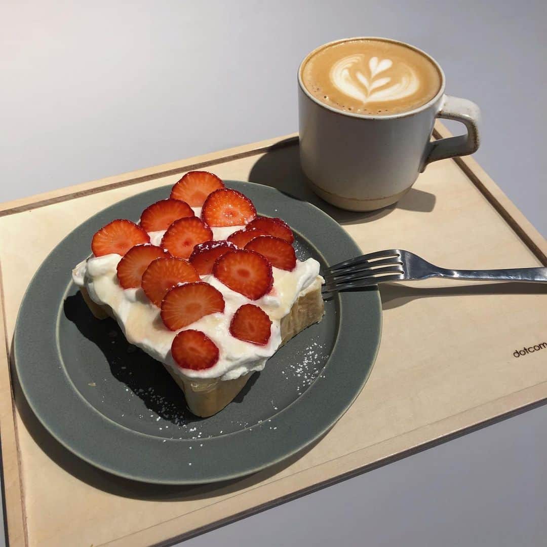 平野友里（ゆり丸）のグルメインスタ