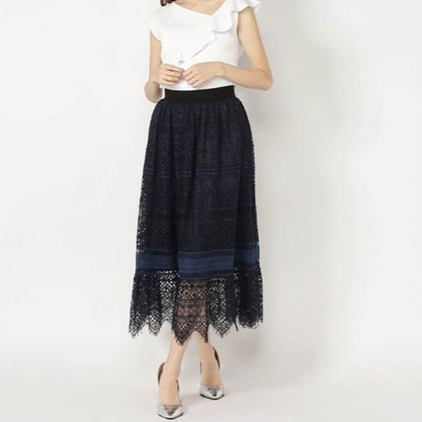 And Coutureさんのインスタグラム写真 - (And CoutureInstagram)「. ------------------------------- 〜♦︎SUMMER COLLECTION♦︎〜 ------------------------------- . . . ☑︎Skirt . . color: black / white / navy . . . . ¥14,800+tax . . . ▶︎▶︎ Now on sale !!! . . . . . . . . . ＿＿＿＿＿＿＿＿＿＿＿＿＿＿＿＿ #AndCouture #アンドクチュール #夏新作 #スカート #レーススカート #モノトーン  #ブラックホワイト #2019SS」5月31日 22時23分 - and.couture