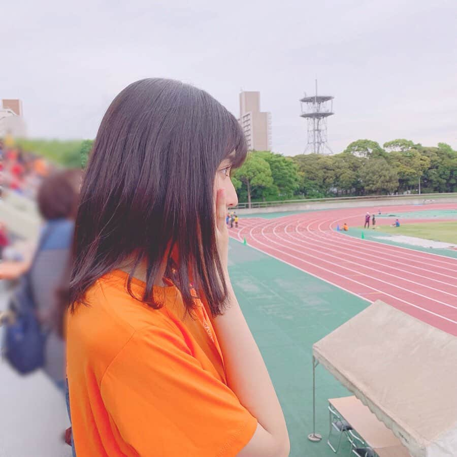 本島莉々果さんのインスタグラム写真 - (本島莉々果Instagram)「🧡🧡🧡 ⋆⑅ ⋆⑅ ⋆⑅ 今日は高校生活最後の体育祭でした！ クラスカラーはオレンジ🧡 ⋆⑅ ⋆⑅ #体育祭 #sportsfestival  #高校生活 #高校生活最後  #jk #jkブランド #ljk #ljkブランド #jk3  #オレンジ #🧡 #チームカラー」5月31日 22時38分 - motoshimaririka