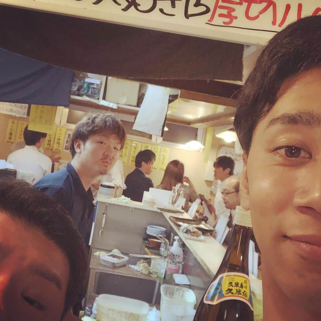 ダース・ローマシュ匡のインスタグラム：「立ち飲み始めて行った #立ち飲み #初体験 #童貞卒業」