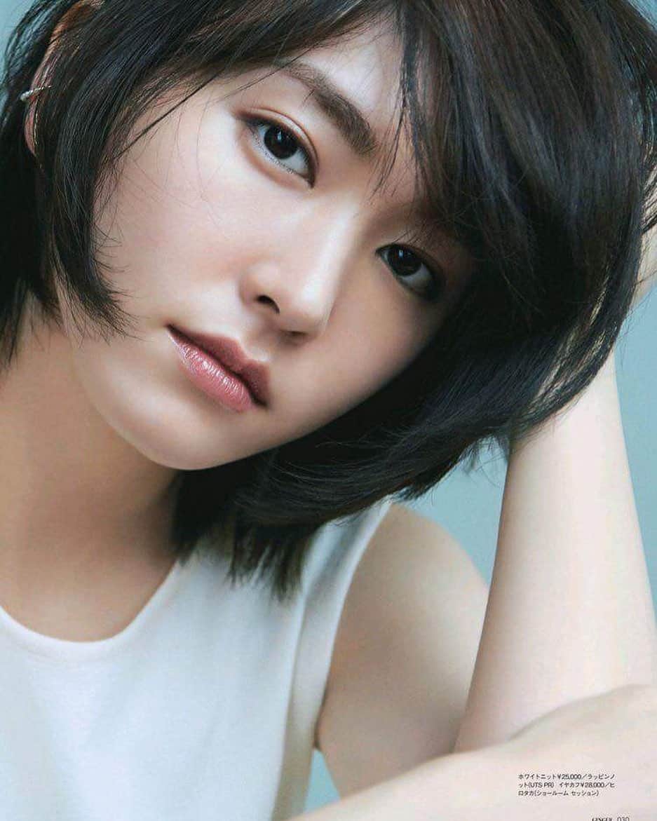 新垣結衣　ファンアカウントのインスタグラム：「🐦 試験があるので 更新が少なって申し訳ありません！ - #新垣結衣 #ガッキー #新垣結衣好きな人と繋がりたい #かわゆい #かわ結衣 #ガッキーかわいい #新垣結衣かわいい #がっきー #レプロ #女優 #日本 #aragakiyui #yuiaragaki #gakki #gakky」