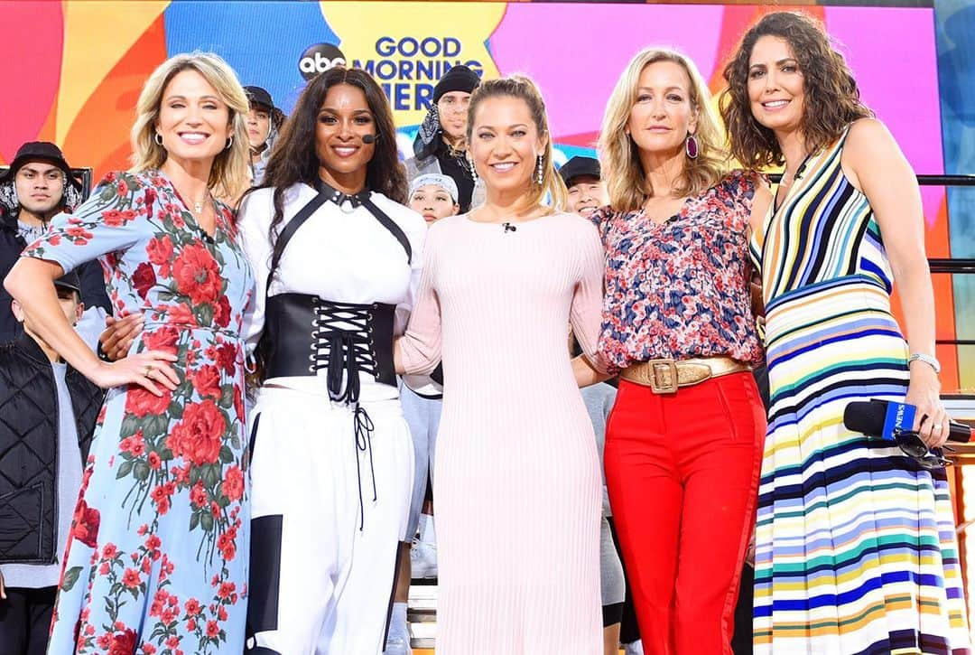 Good Morning Americaさんのインスタグラム写真 - (Good Morning AmericaInstagram)「Can’t stop thinking ‘bout @ciara’s killer performance in Central Park. What a queen! 👑 Link in bio to watch her full slay on stage. #CiaraOnGMA #BeautyMarks (📸: Paula Lobo / ABC)」6月1日 1時37分 - goodmorningamerica