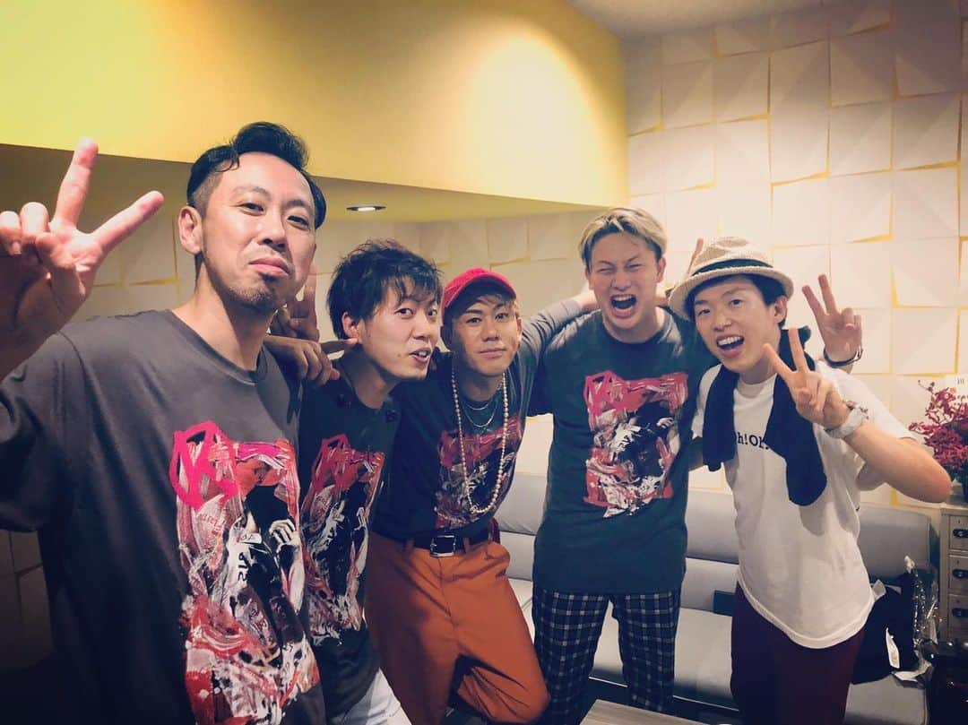 川畑要さんのインスタグラム写真 - (川畑要Instagram)「川畑要 2019ライブハウスツアー「Make It Happen」無事終了しました。  最高すぎた、まだやれる、もっとやりたい。  必ずもっと本数増やしてツアーしたる‼️‼️ みんな本当にありがとう。 💪(￣^￣)ゞ要 #川畑要  #chemistry  #ソロライブ #makeithappen  #無事終了 #みんな本当にありがとう」6月1日 2時17分 - kawabata1979