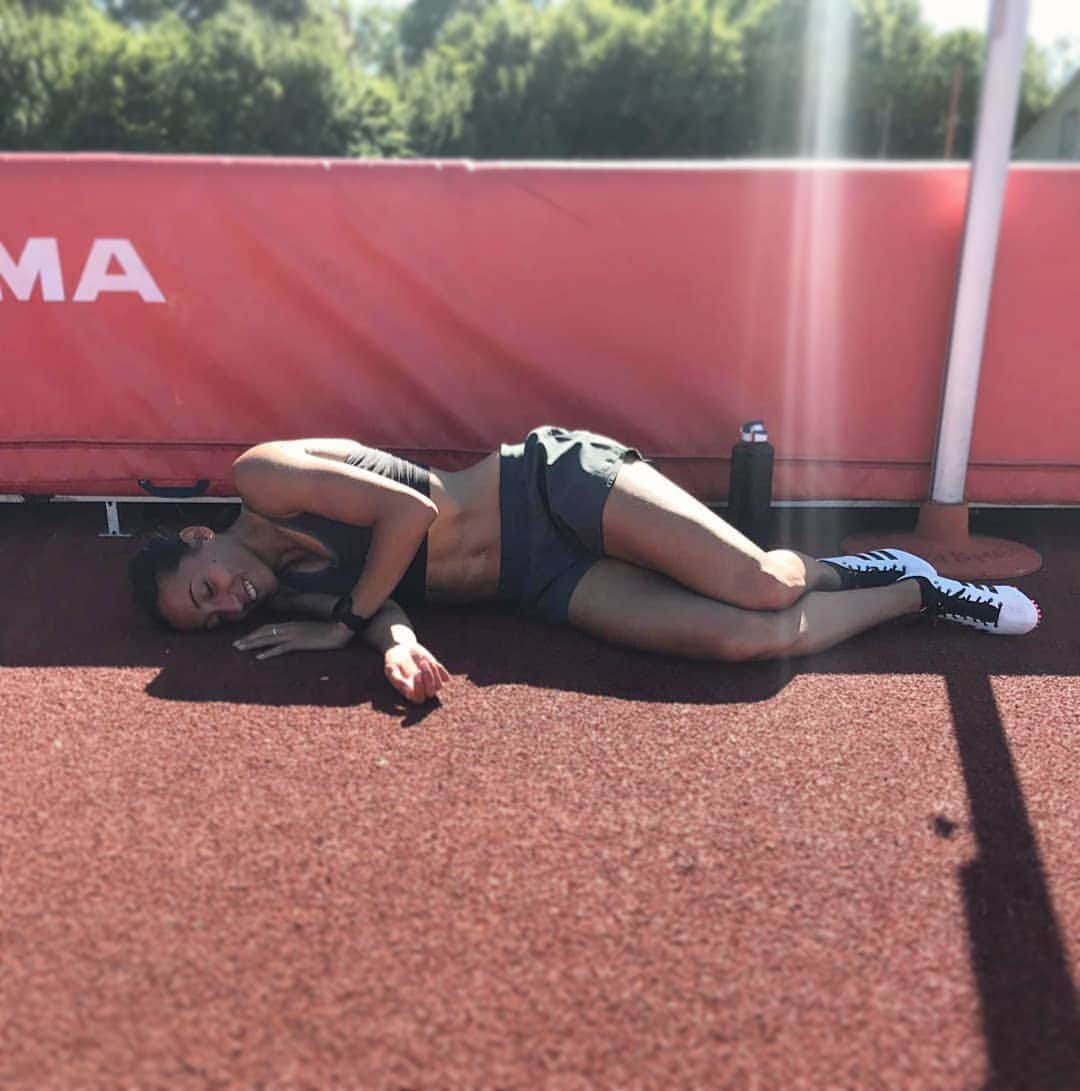 アニエス・ラーロライさんのインスタグラム写真 - (アニエス・ラーロライInstagram)「Contente quand c'est fini. #overandout #adidas」6月1日 2時48分 - agnes_raharolahy